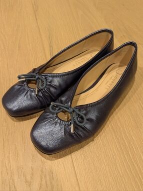 Journee Collection Navy Metallic Ballet Flats with Bow